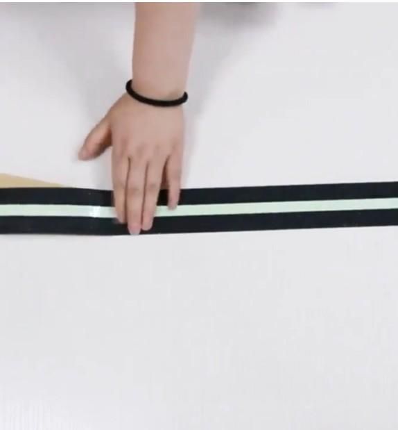 ANTI-SLIP GLOW TAPE (5 MTR)